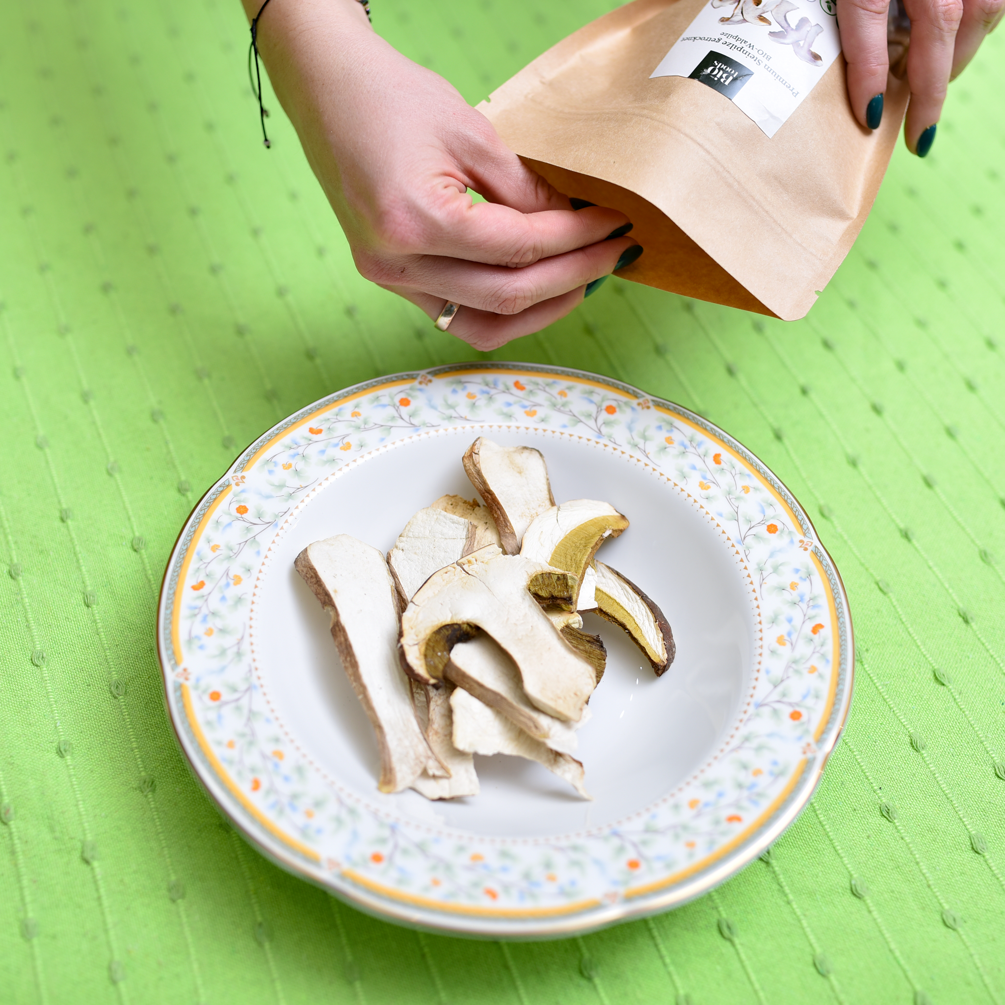 Organic Dried Porcini Mushrooms -> New Season