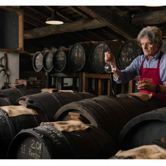 Giusti Balsamico di Modena IGP – Premium Italian balsamic vinegar bottles. Awarded and certified organic collection.