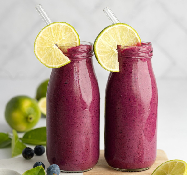 Freeze-dried organic açaí berry powder perfect for açaí  bowl. Shop now at The Bio Foods.