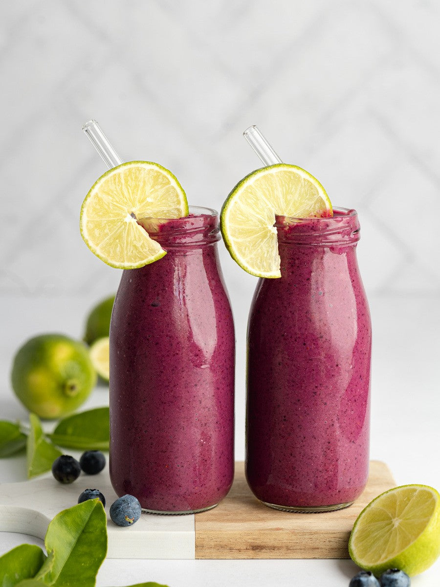 Healthy vegan smoothie with organic acai powder. Shop organic acai at The Bio Foods.