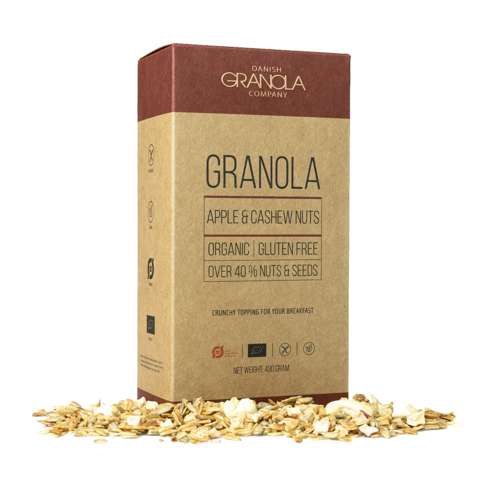 Organic Granola with Apple and Cashew Nuts